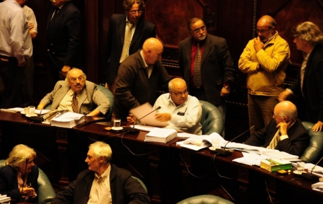 El Senado votó la anulación de la caducidad