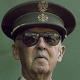 Primera enfermedad (Junio-Septiembre) y traspaso temporal de poderes al Príncipe.