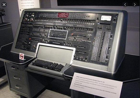 Univac-1 primer ordenador puesto a la venta