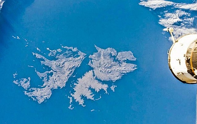 Argentina ocupa Malvinas