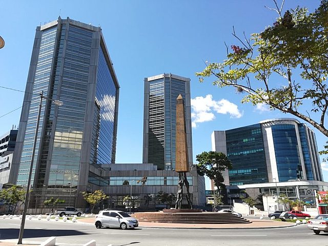 Torre III Banco Industria