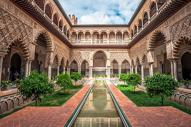 1. CARACTERÍSTICA ÁRABE O MUSULMÁN.