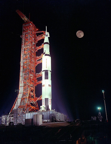 Apollo 17's return