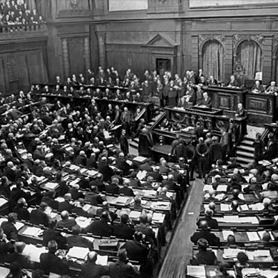 Timeline: GERMANY 1919-1933 WEIMAR REPUBLIC