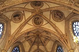 2. CARACTERÍSTICA GÓTICA.