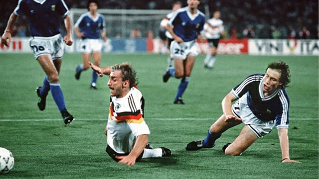 Penal que decide el mundial Italia 1990