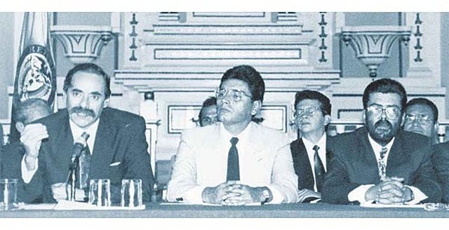 Gobierno de Cesar Gaviria. Diálogos de paz de Tlaxcala