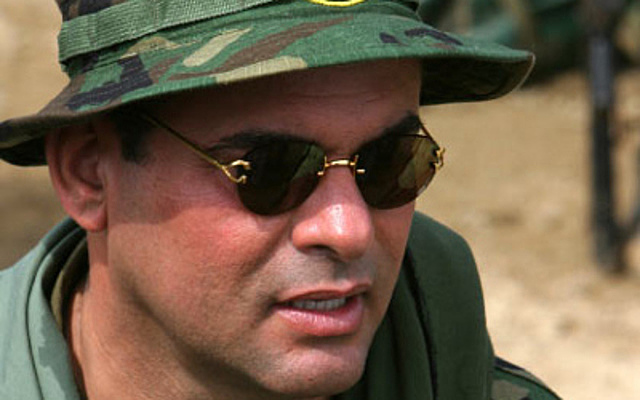 Reunión de paramilitares y representantes políticos