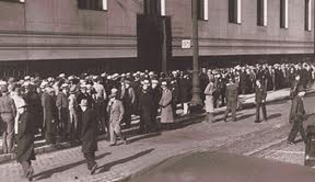 food riots broke out, workers marched on detroit,forgein workers deported.