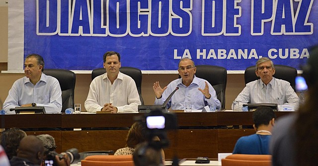 Inicio de acuerdos de paz con las FARC