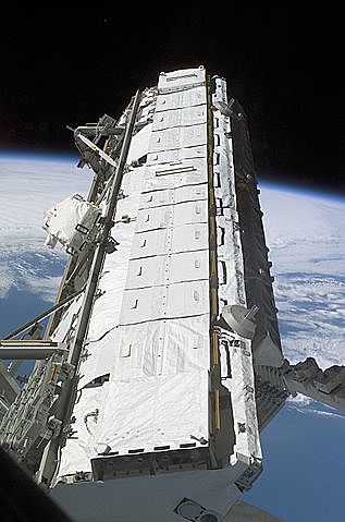 P1, S1 trusses installation to ISS