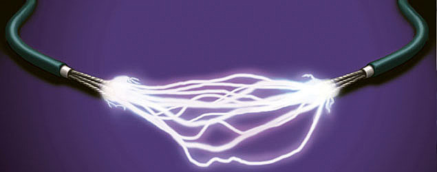 La electrólisis y arco eléctrico.