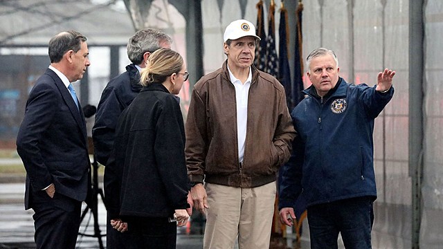 ‘We’re Going to Close the Valve’: Cuomo announces as New York enters lockdown