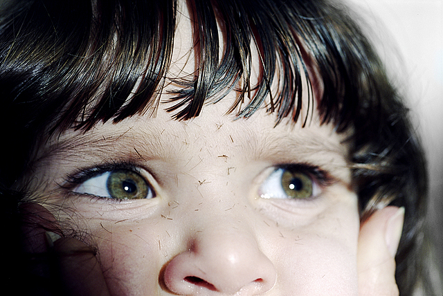 Mirabelle - Incitation imposée ( sonore, visuel, temps et espace dans projection vidéo)/ Elinor Carucci : My Children (photographies intimes de ses enfants, work in progress depuis 2004)