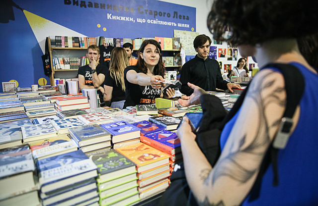 Розмова "Актуальні проблеми й тенденції сучасної білоруської літератури"