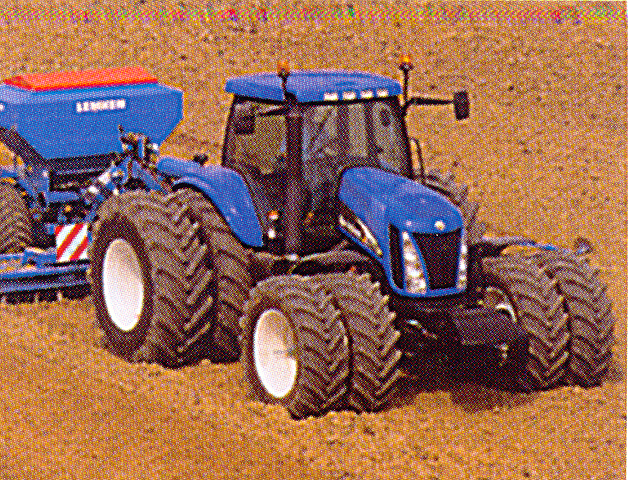 TRACTOR MODERNO