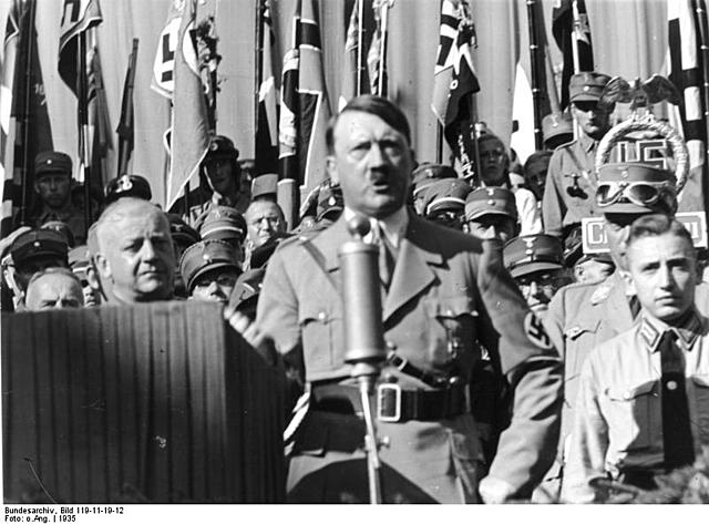 Auge del nacionalismo y la subida del poder de Hitler