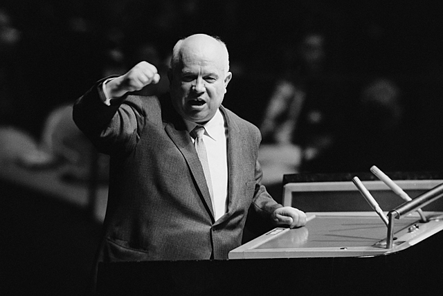 Sale al potere Nikita Sergeevič Chruščëv