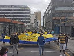Estudiantes, trabajadores y sectores sociales se movilizaron este 25 de mayo en contra de las medidas del Gobierno.