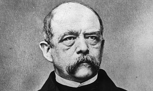 Otto von Bismarck es designado canciller prusiano