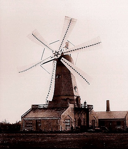 Première éolienne dite "industrielle"