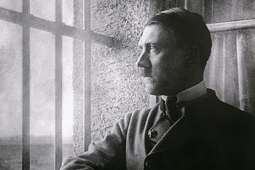 ENCARCELAMIENTO DE HITLER