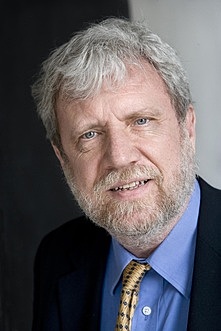 K. Anders Ericsson: (1947-) Need for deliberate practice to acquire expertise