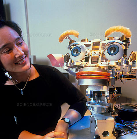 Cynthia Breazeal presenta KISmet