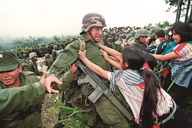 Se lleva a cabo la Matanza de Acteal.