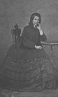 Felségül veszi sógornőjét, Csajághy Laurát