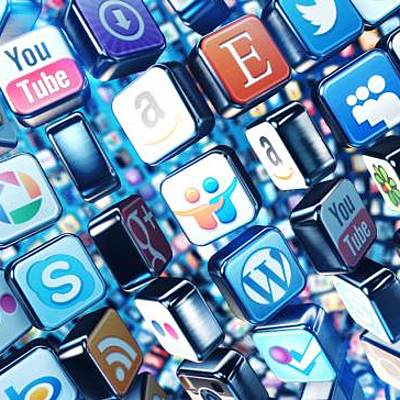 Timeline: La Evolución de la Comunicación