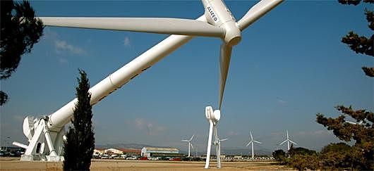 éolienne exposée aux cyclones