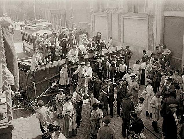 Enfrentament entre treballadors i caps