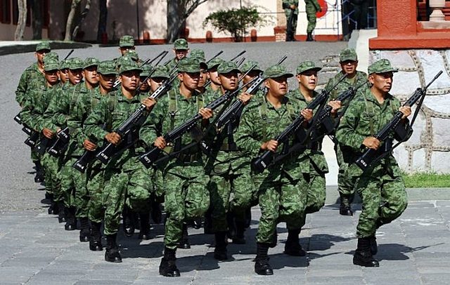 Servicio militar obligatorio.