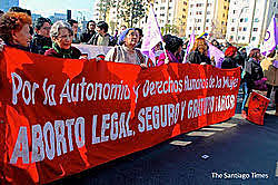 aborto bajo tres causales