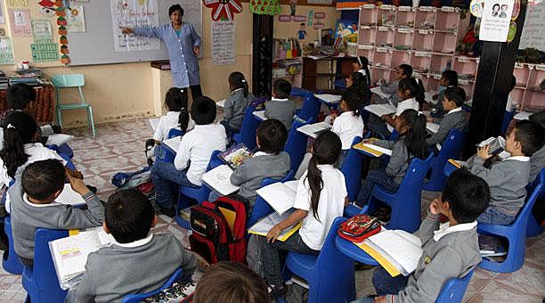 Aumenta demanda y acceso a la educación.