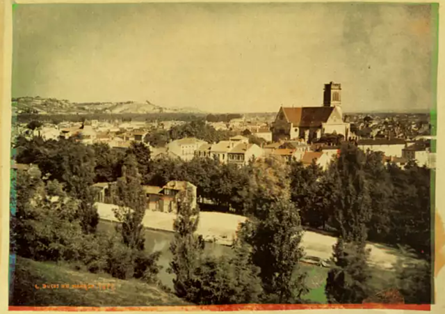 Première photographie en couleur