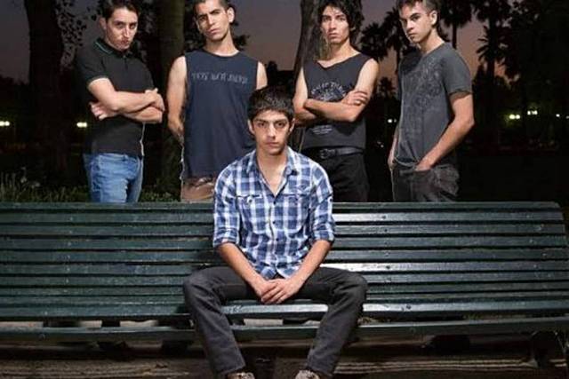 Un joven, llamado Daniel Zamudio, fue atacado por un grupo presuntamente neonazi y abandonado agonizante en el Parque San Borja de Santiago.