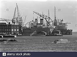 Construcción de los puertos.