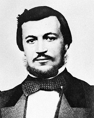 Otto builds the four-cycle internal combustion engine