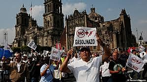 Protestas por el aumento de la gasolina.