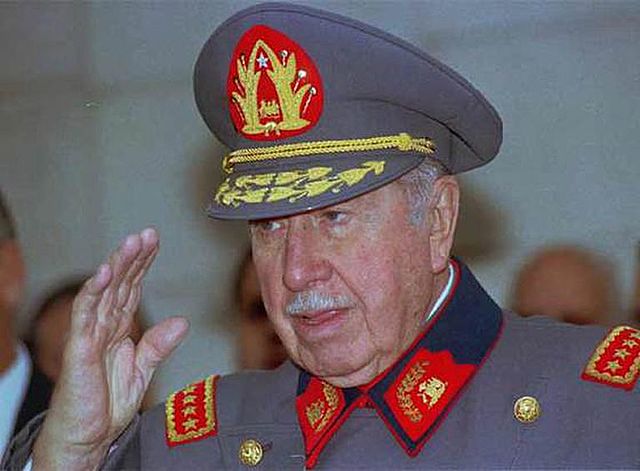 Fallece Augusto Pinochet