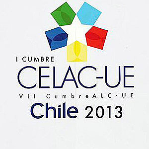 El presidente asistió a la Primera Cumbre de la CELAC y la Reunión CELAC-UE en Santiago, chile.