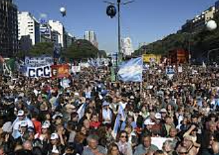 Manifestación en la República.