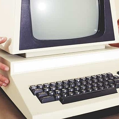 Timeline: Tech in the 80s