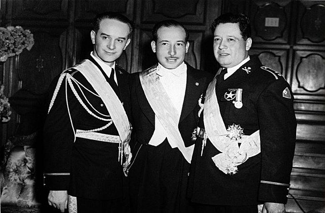 Junta Revolucionaria del Gobierno  (20 octubre 1944 - 15 marzo 1945) (Capitán Jacobo Arbenz Guzmán Ciudadano Jorge Toriello Garrido, Mayor Francisco Javier Arana.