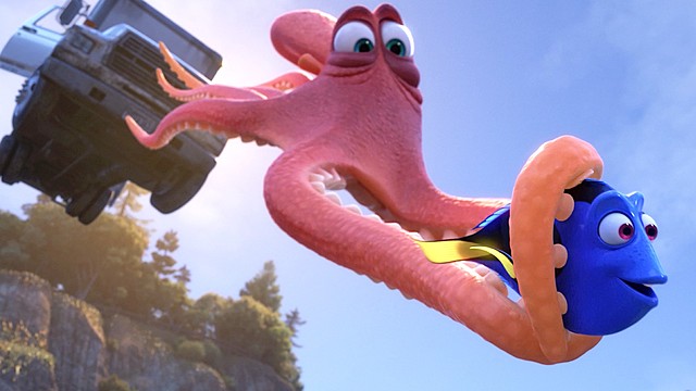 NEMO E MARLIN VENGONO SALVATI DA DORY E HANK