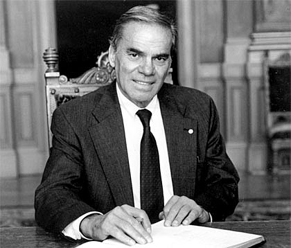 Martin Rodbell (1925-1998)