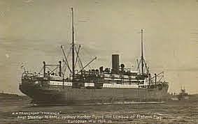 El auto-exilio de Díaz.