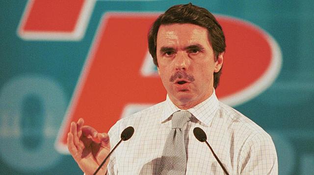 2000 Gobierno de José María Aznar (PP).